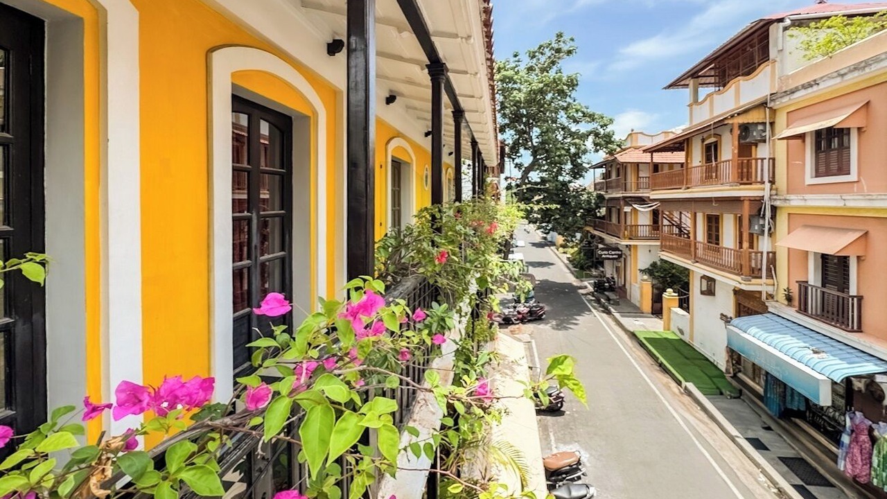 Photo of Outdoor in White Town