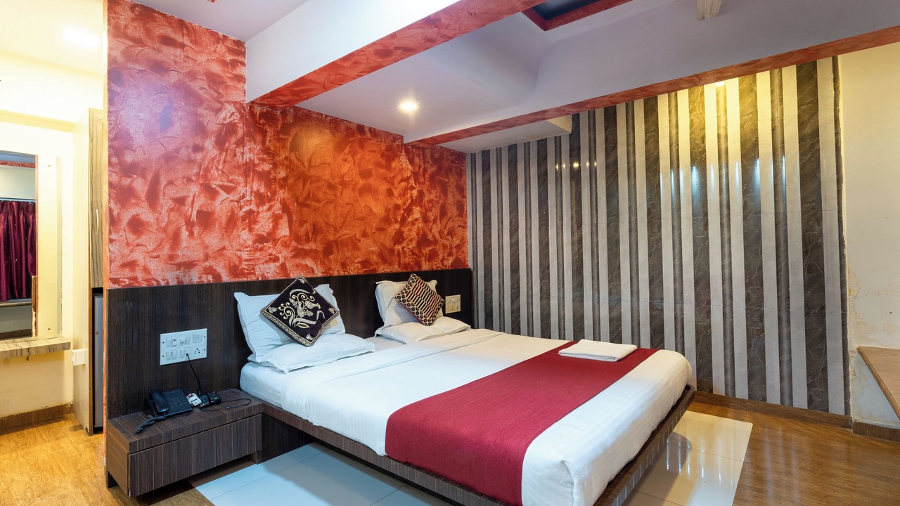 Photo of Bedroom in Bandra East