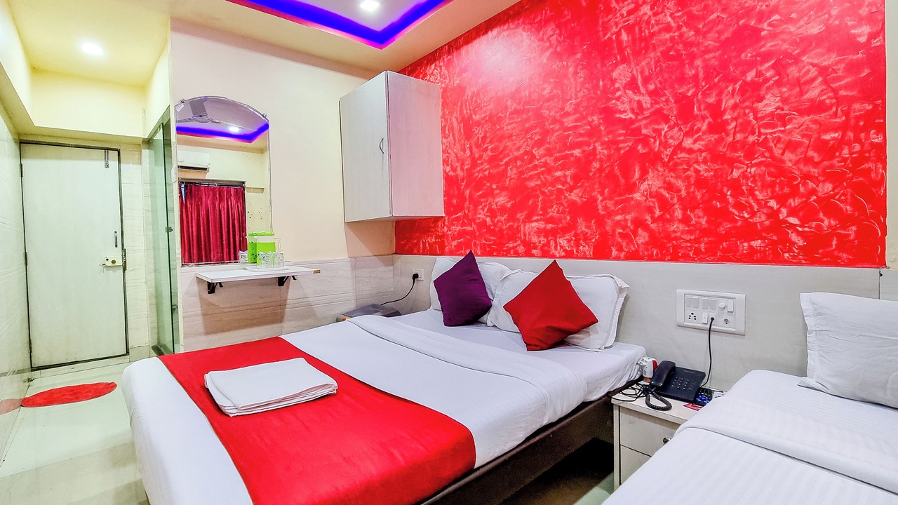 Photo of Bedroom in Bandra East