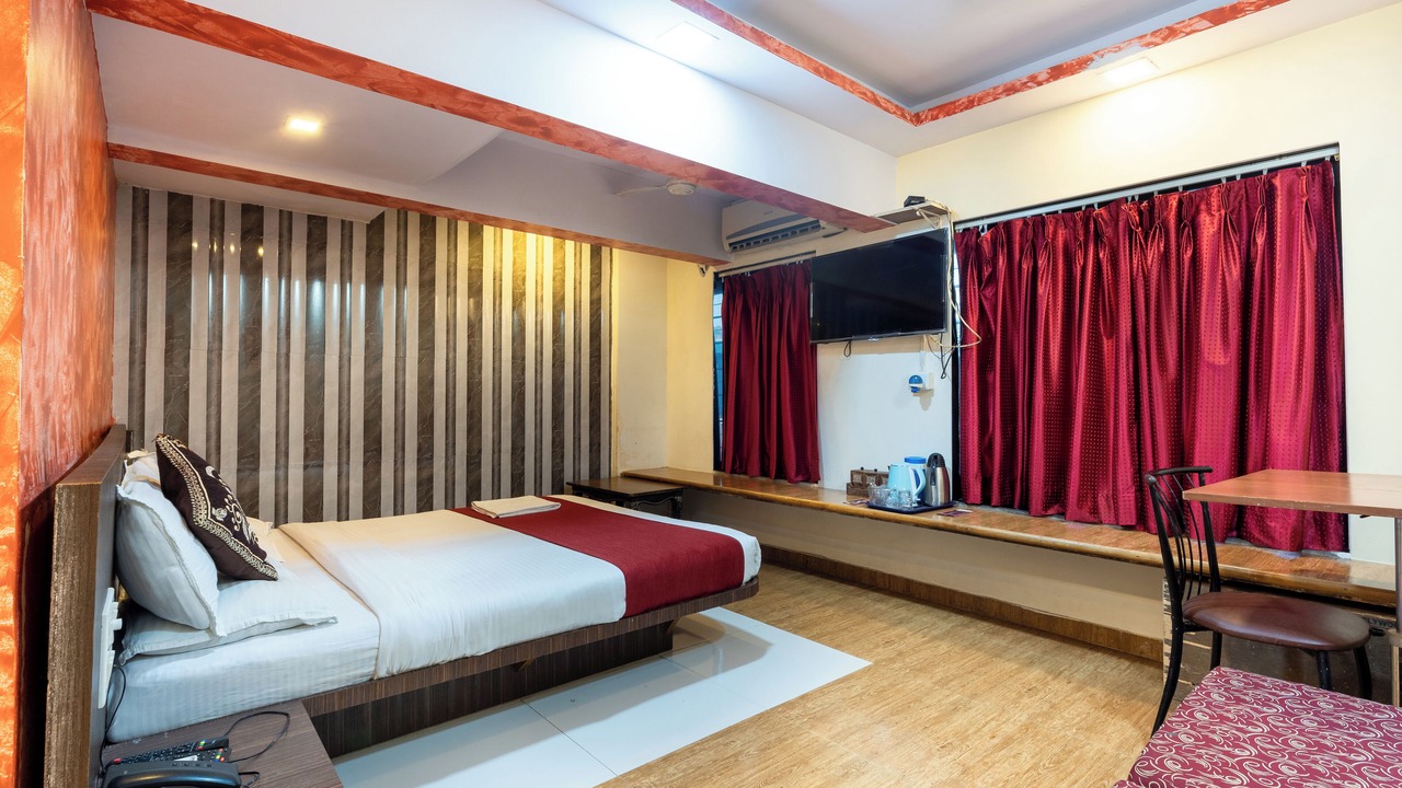 Photo of Bedroom in Bandra East