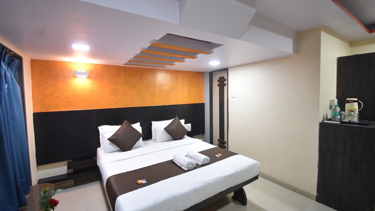 Photo of Bedroom in Bandra East