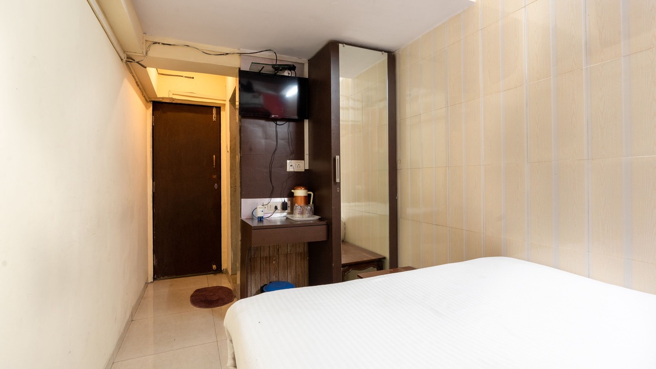 Photo of Bedroom in Bandra East