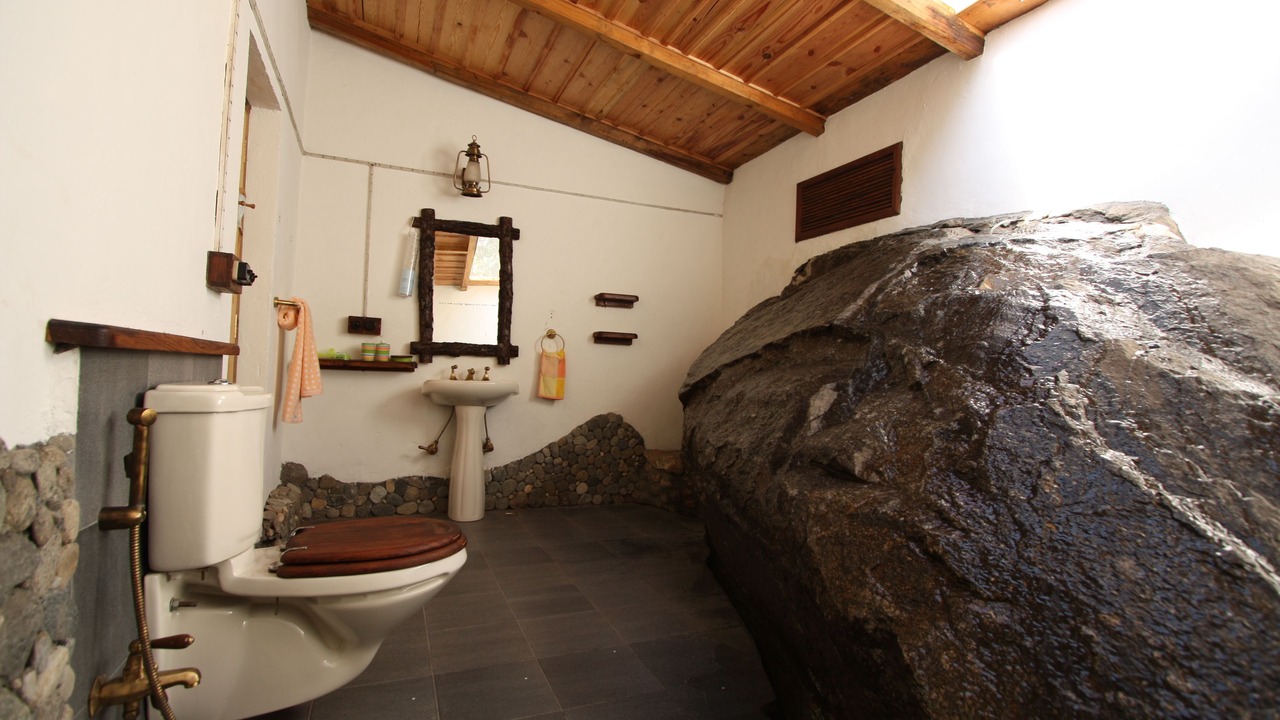 Photo of Bathroom in Nainital