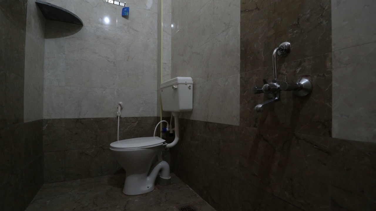 Photo of Bathroom in Bommayapalayam