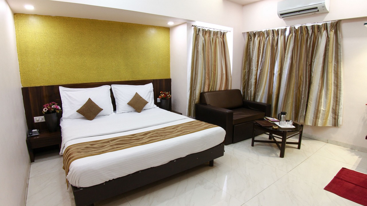 Photo of Bedroom in Mahabaleshwar