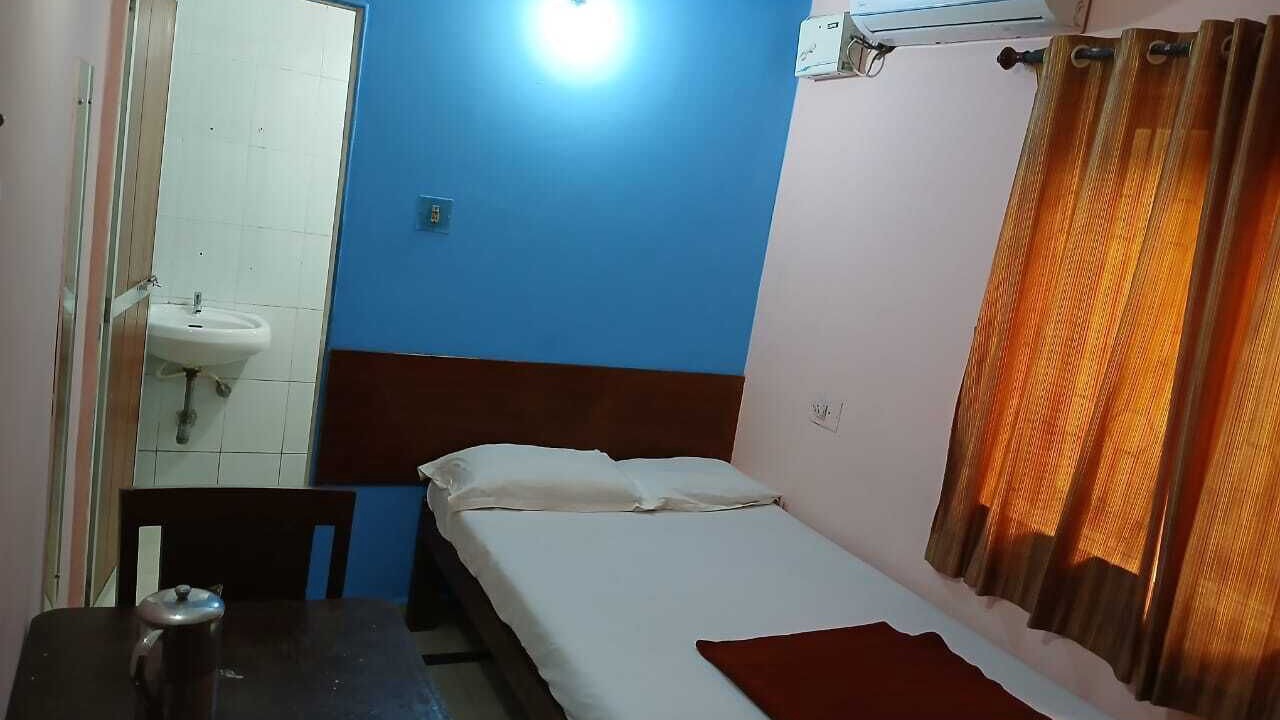 Photo of Bedroom in Calangute