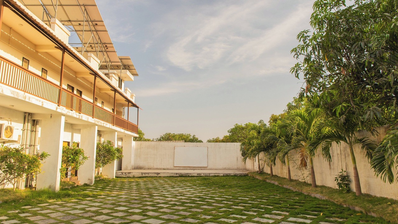 Photo of Outdoor in Maliya