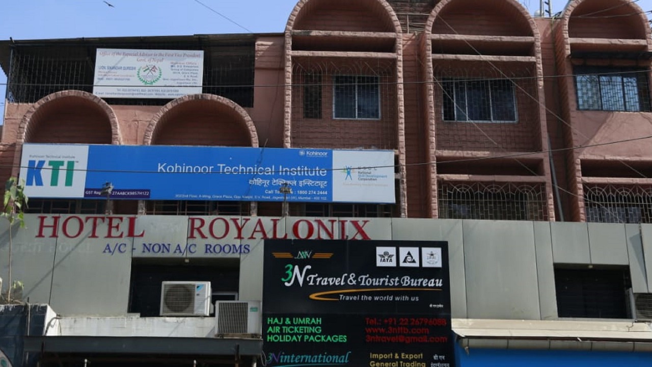 Photo of Outdoor in Jogeshwari West