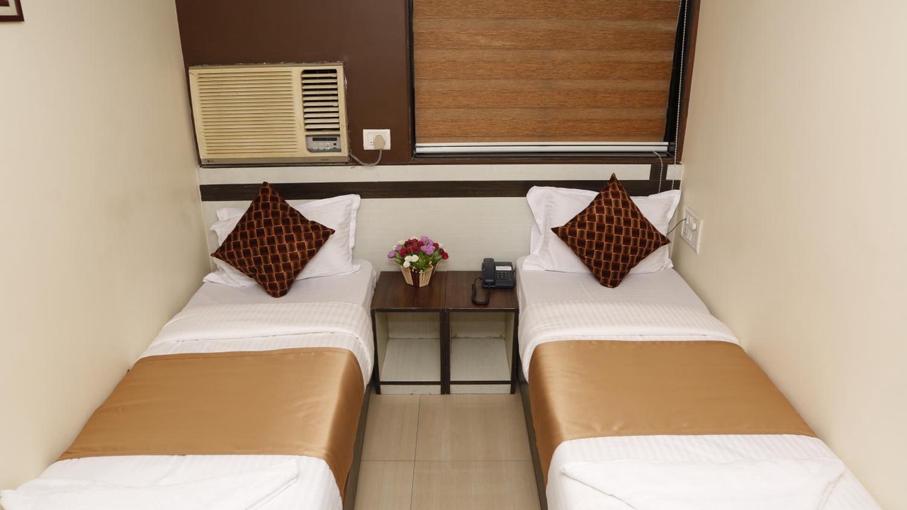 Photo of Bedroom in Jogeshwari West