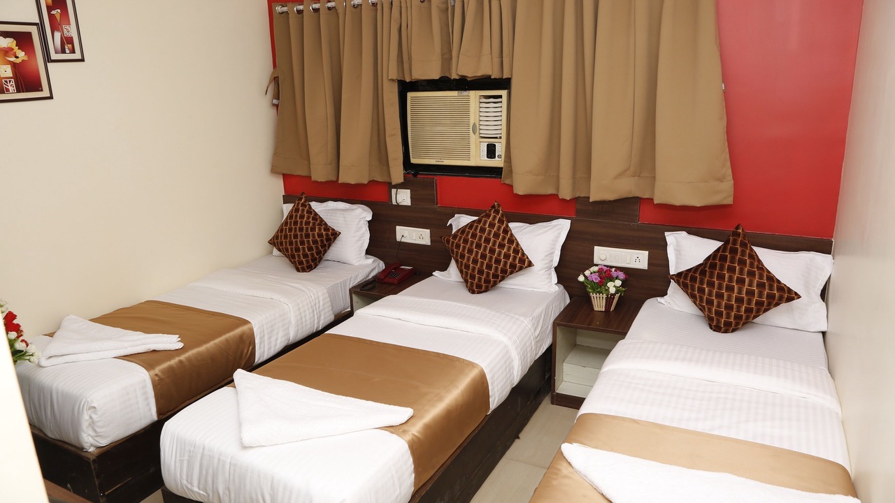 Photo of Bedroom in Jogeshwari West