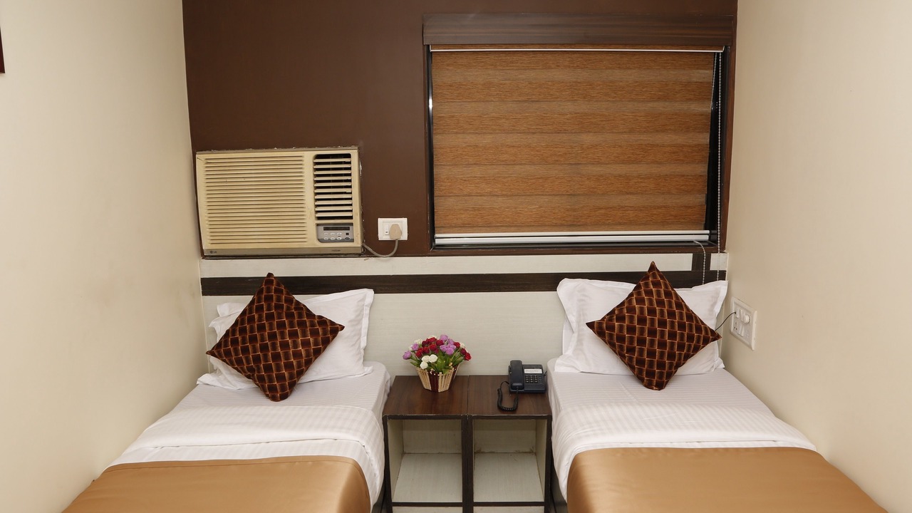 Photo of Bedroom in Jogeshwari West