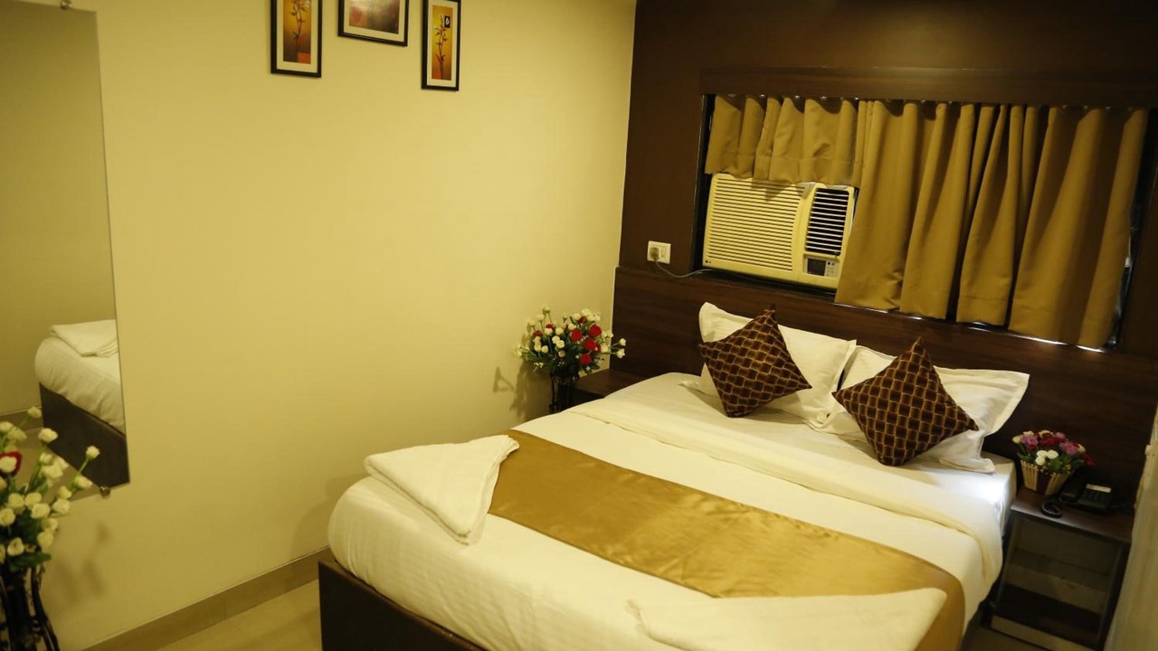 Photo of Bedroom in Jogeshwari West