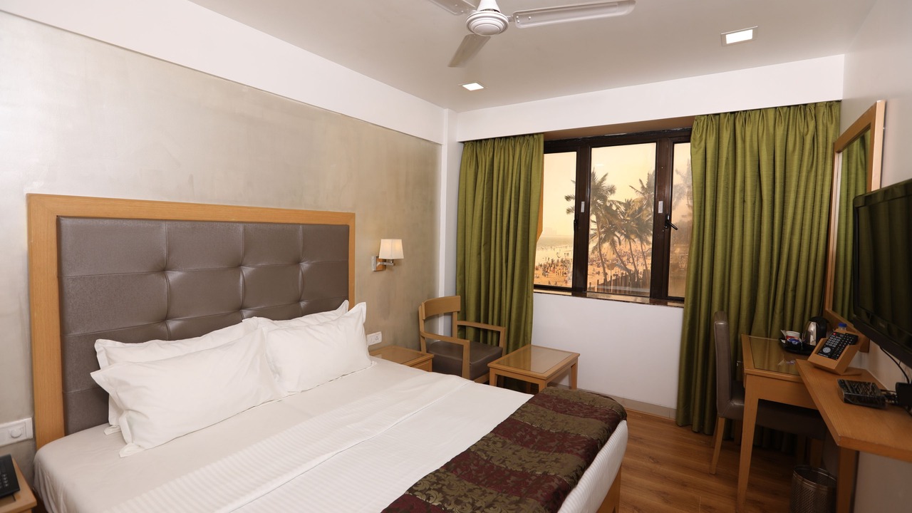 Photo of Bedroom in Juhu