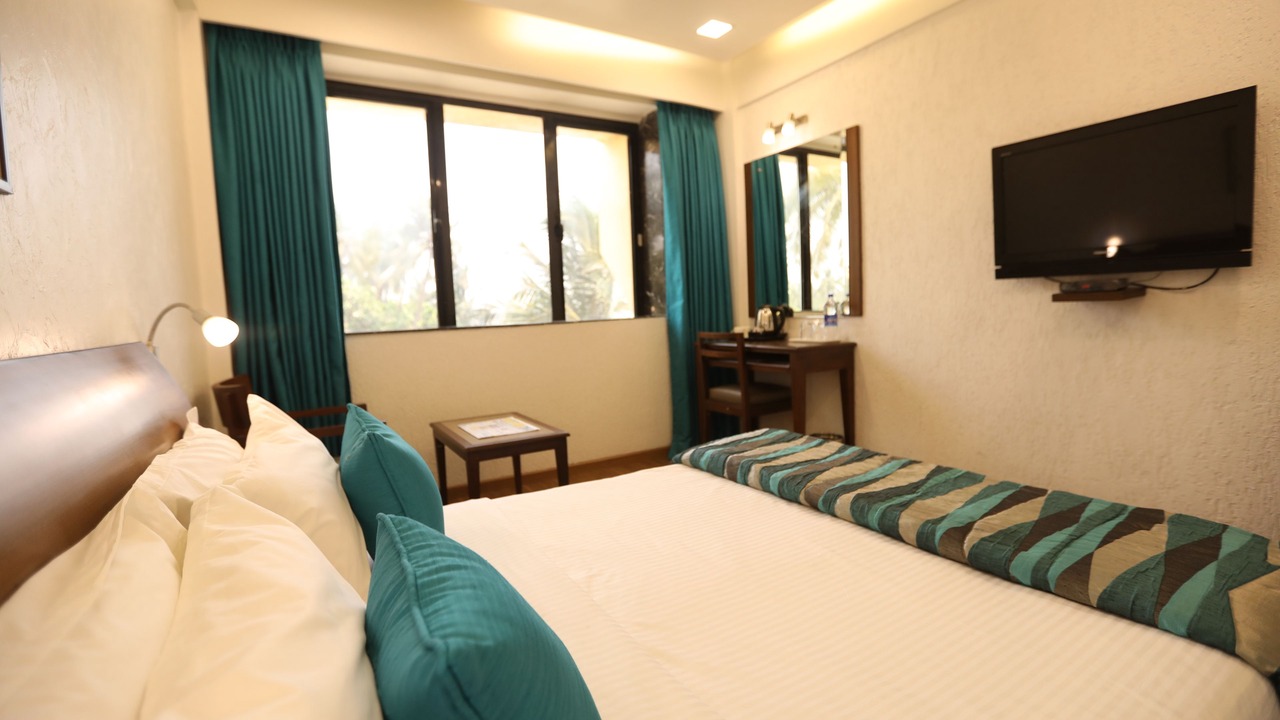 Photo of Bedroom in Juhu