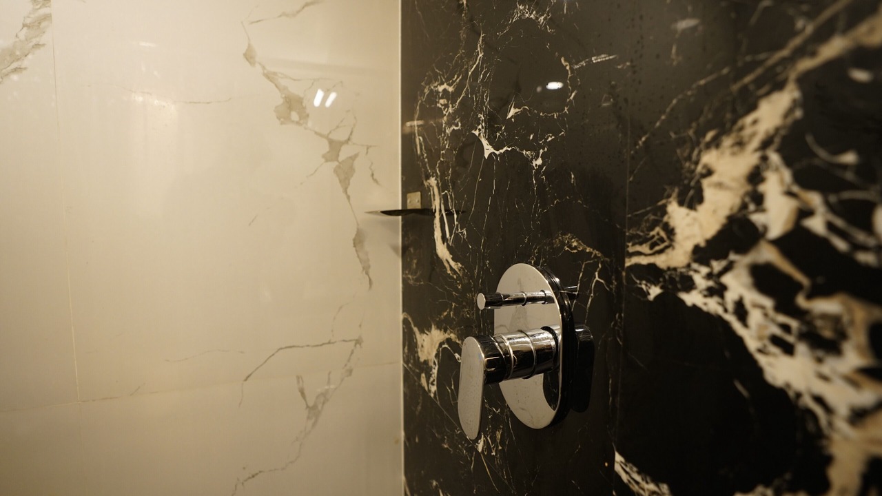 Photo of Bathroom in Thoraipakkam