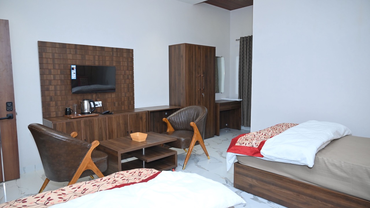Photo of Bedroom in Balaghat