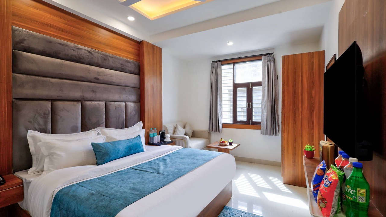 Photo of Bedroom in Mahipalpur