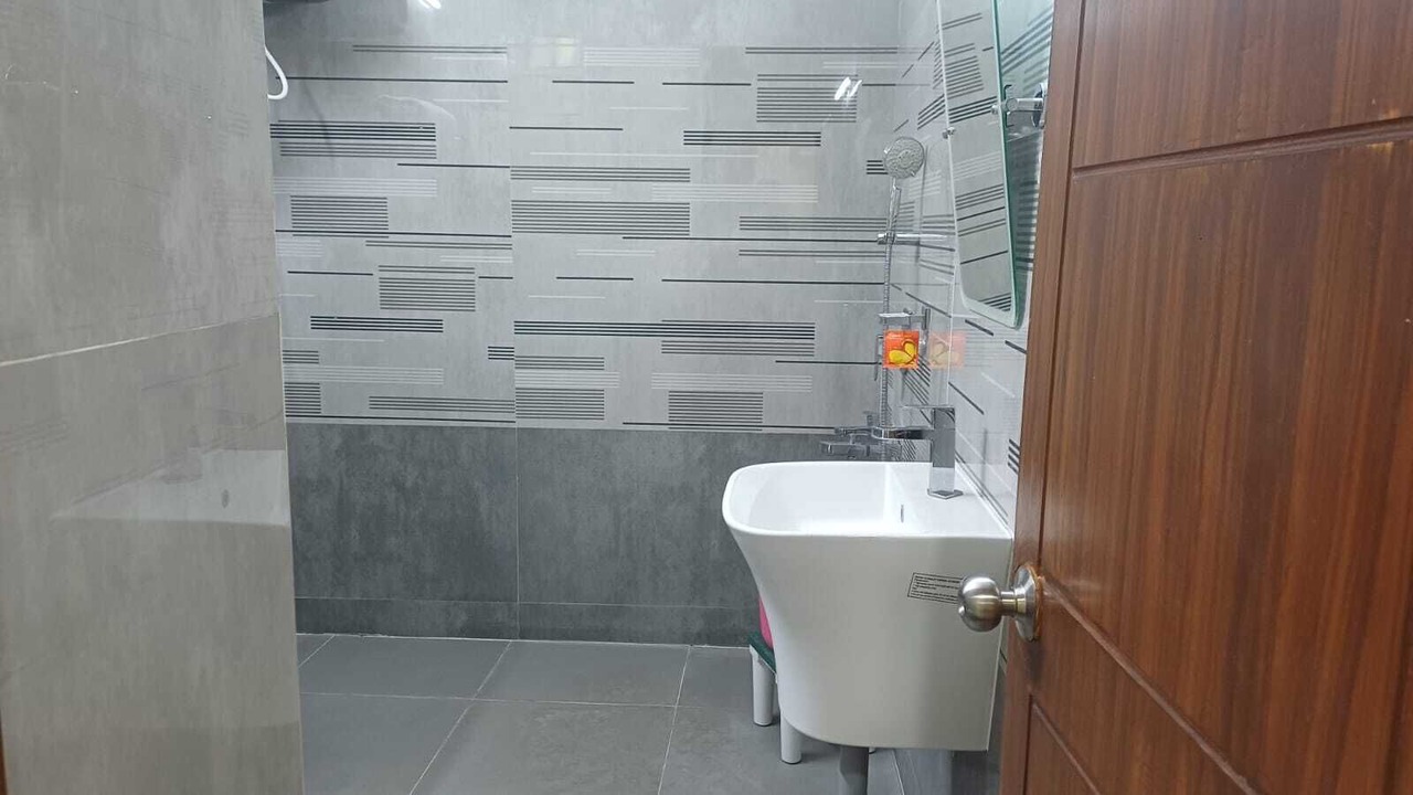 Photo of Bathroom in Tiruchirappalli