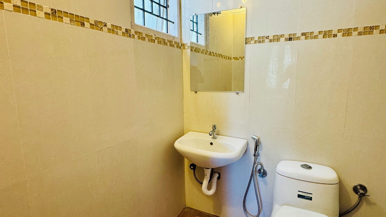Photo of Bathroom in Tiruvannamalai
