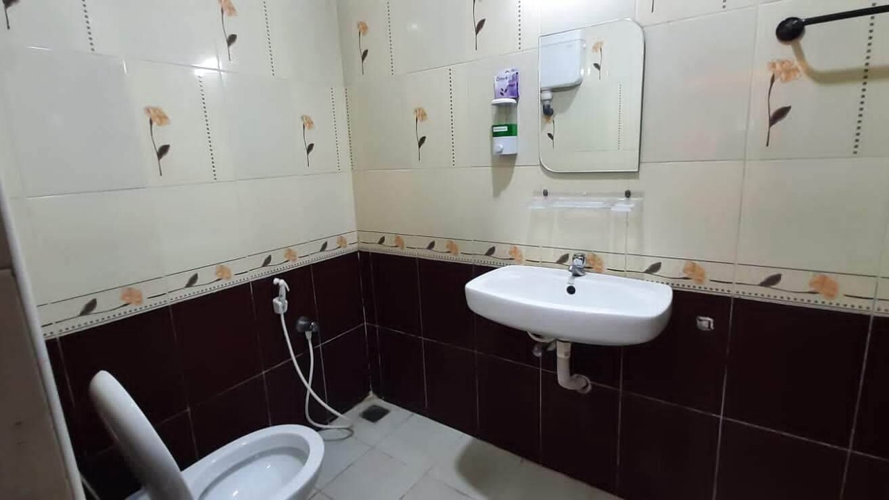 Photo of Bathroom in White Town