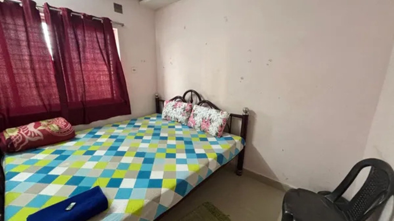 Photo of Bedroom in Mukundapur