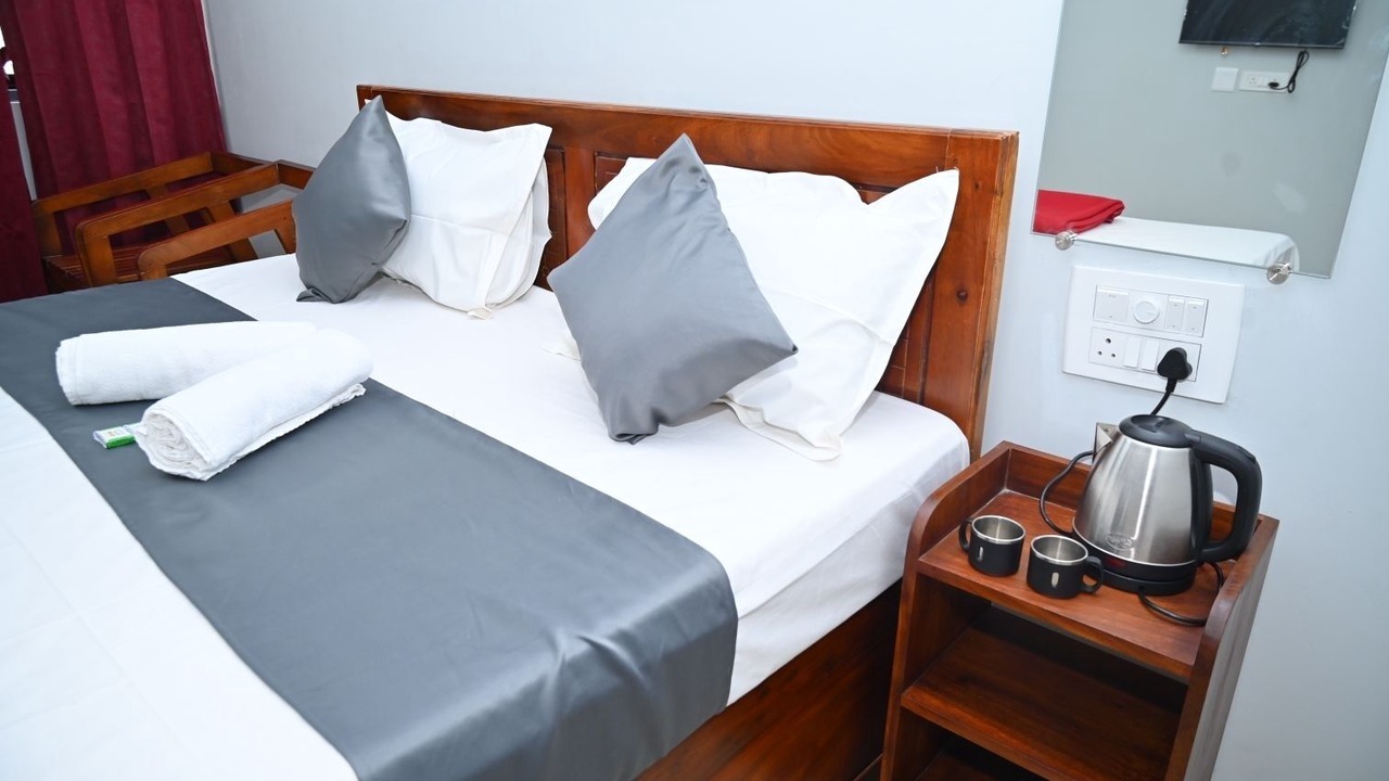 Photo of Bedroom in Murudeshwara