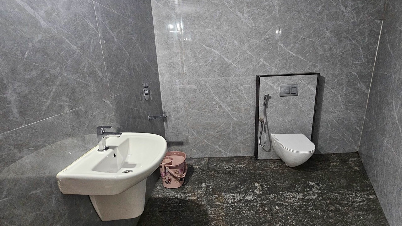 Photo of Bathroom in Murudeshwara