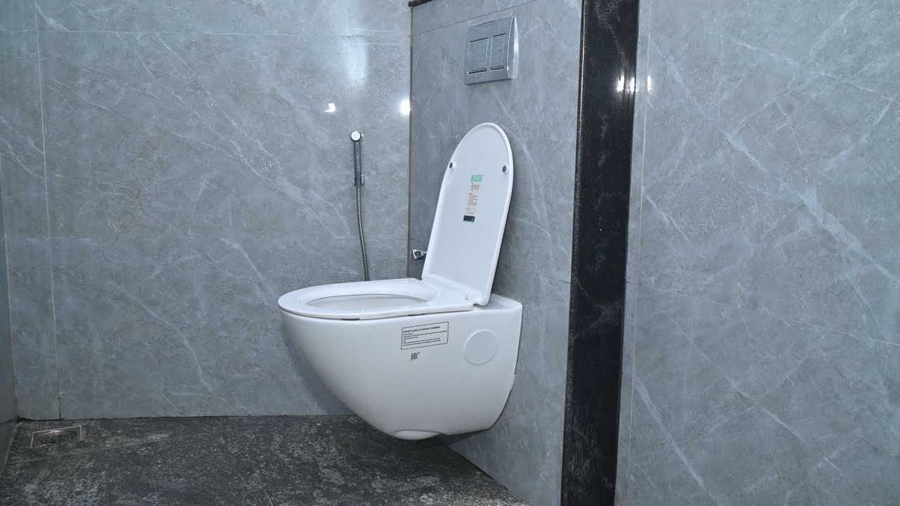 Photo of Bathroom in Murudeshwara