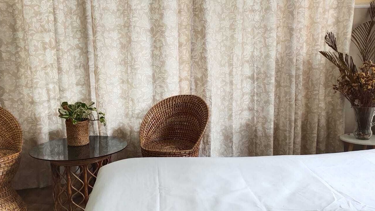 Photo of Bedroom in Sualkuchi