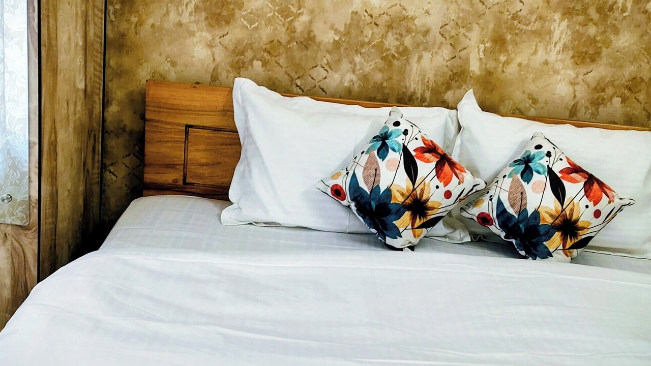 Photo of Bedroom in Sualkuchi
