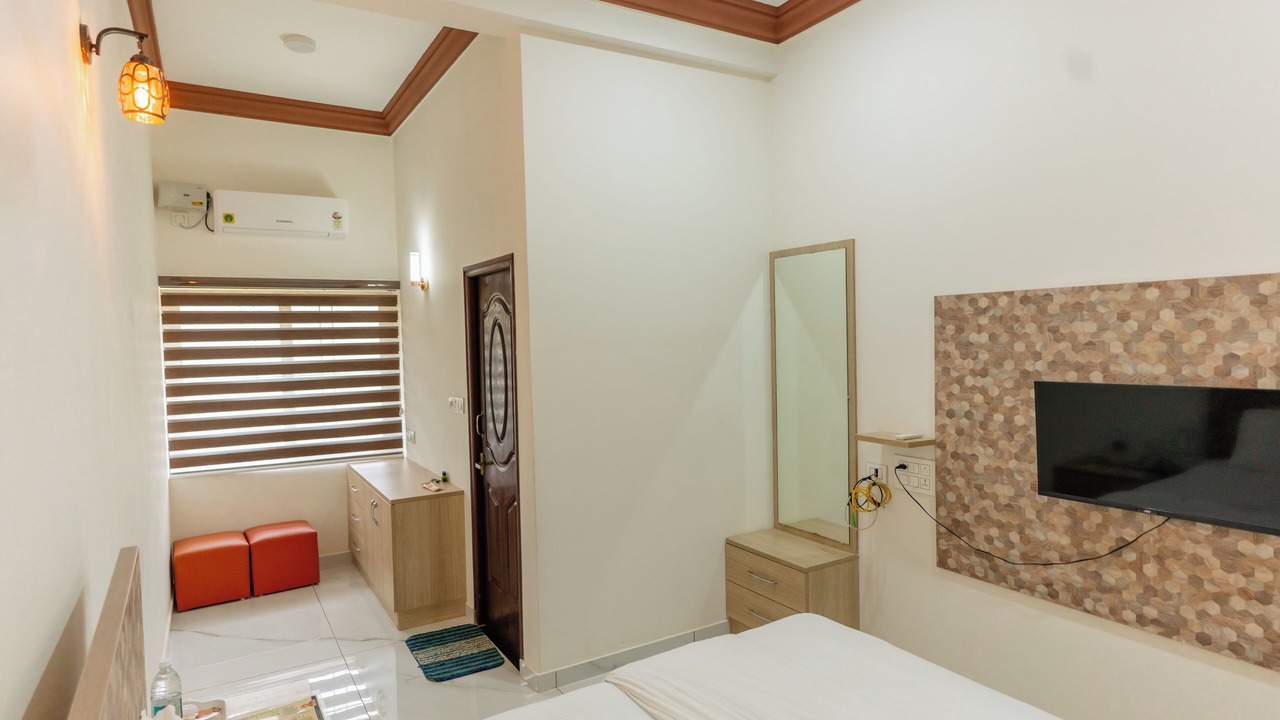 Photo of Bedroom in Adyar