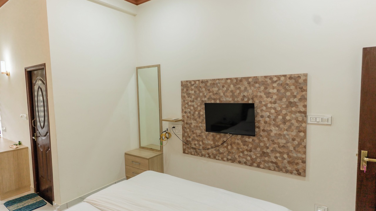 Photo of Bedroom in Adyar