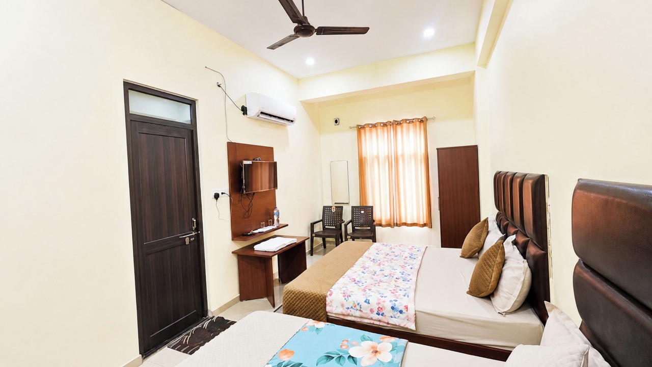 Photo of Bedroom in Faizabad