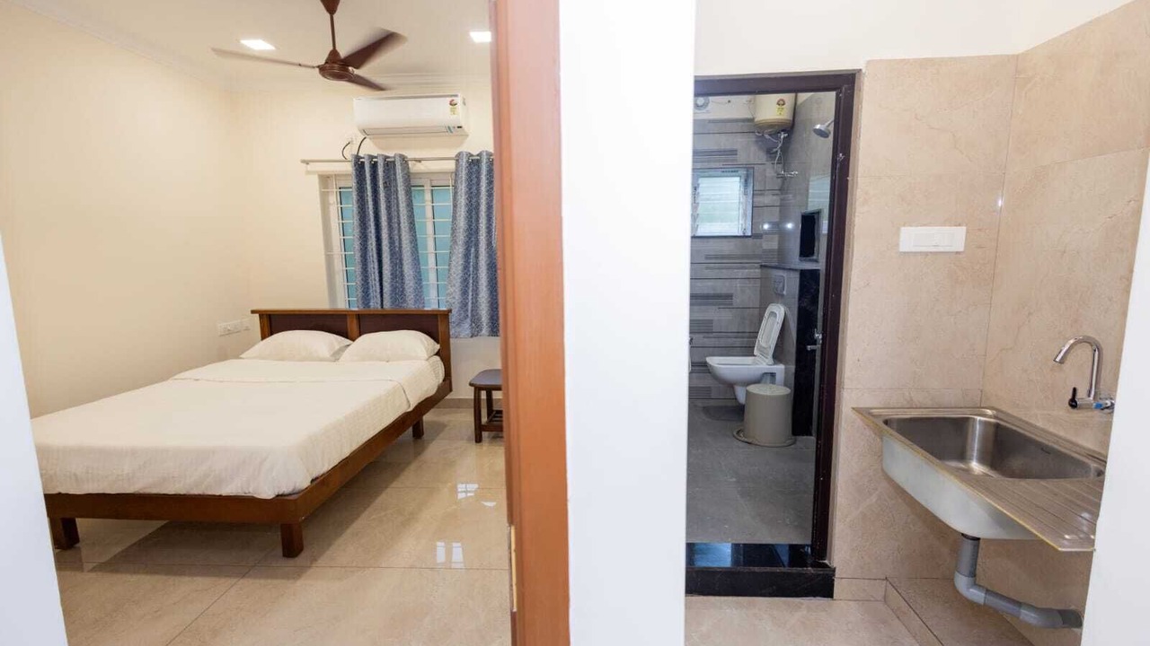 Photo of Bedroom in Tiruchirappalli