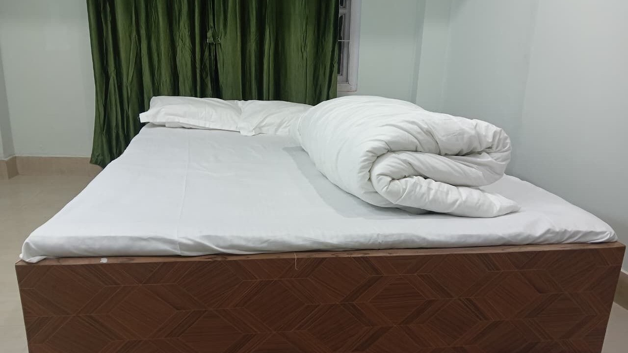 Photo of Bedroom in Sualkuchi