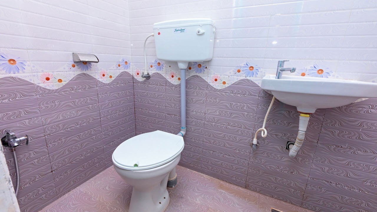 Photo of Bathroom in Bommayapalayam