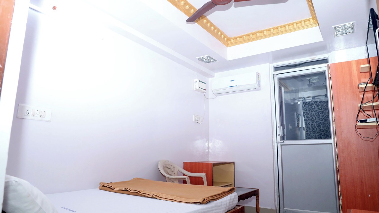 Photo of Bedroom in Tiruvannamalai