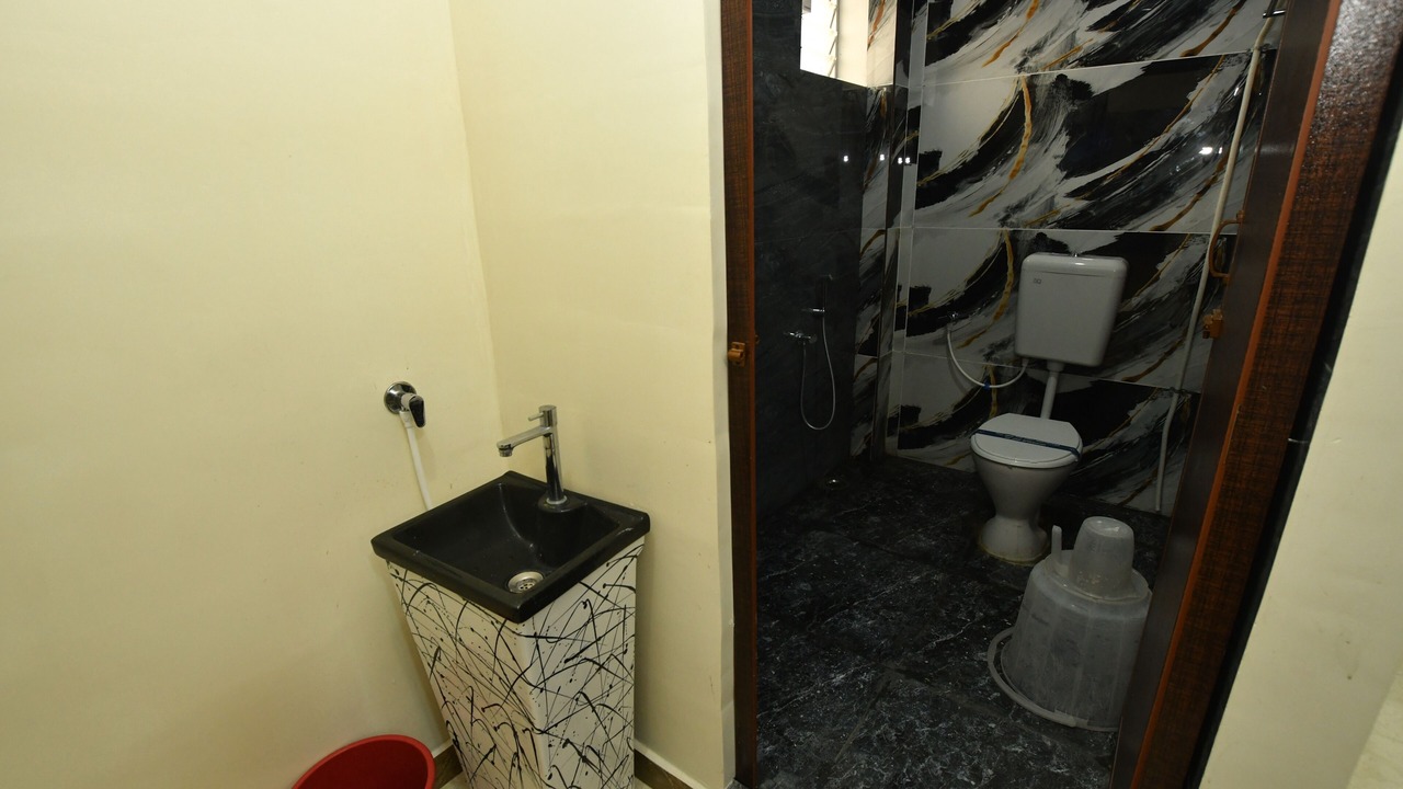 Photo of Bathroom in Tiruvannamalai