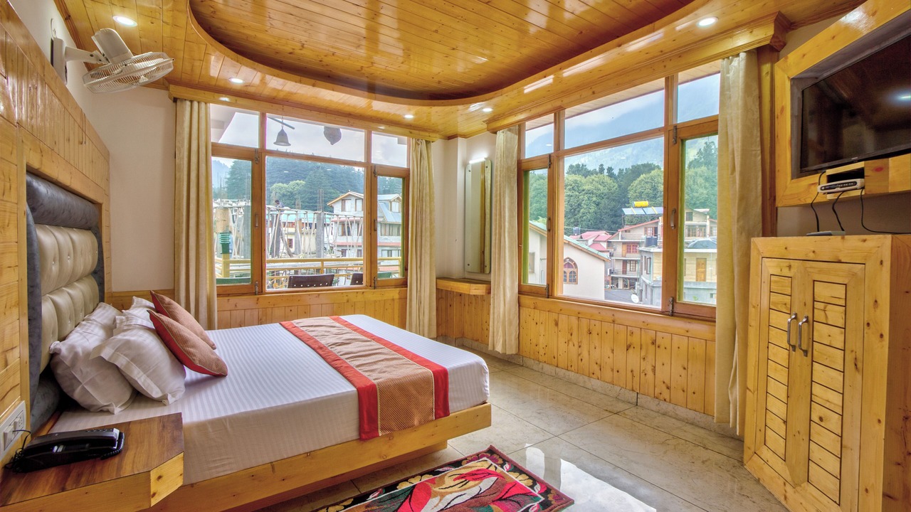 Photo of Others in New Manali