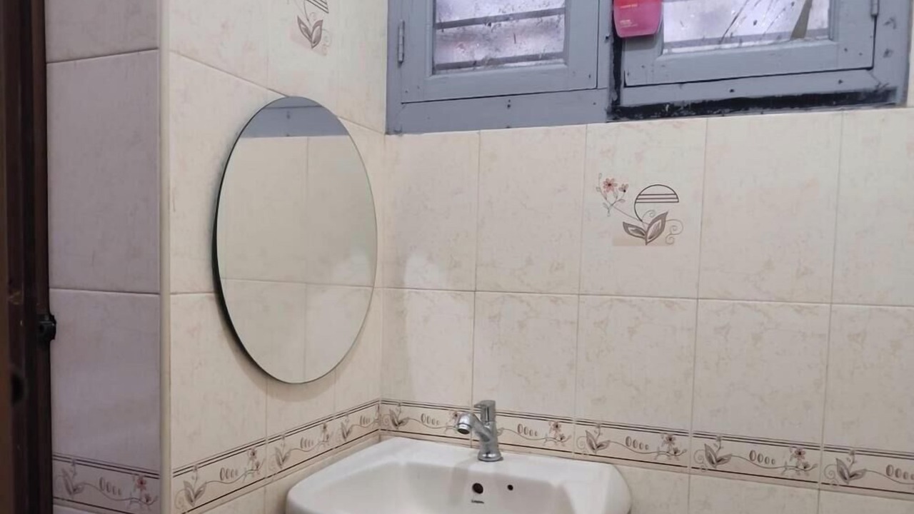 Photo of Bathroom in Tiruchirappalli