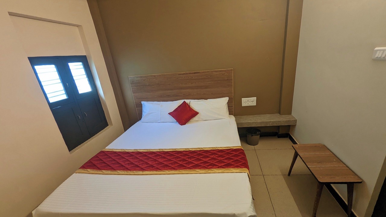 Photo of Bedroom in Tiruchirappalli