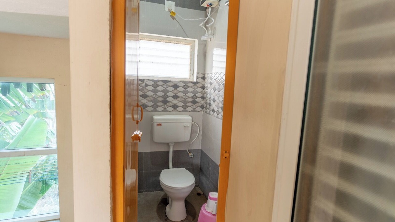 Photo of Bathroom in Uttukuli