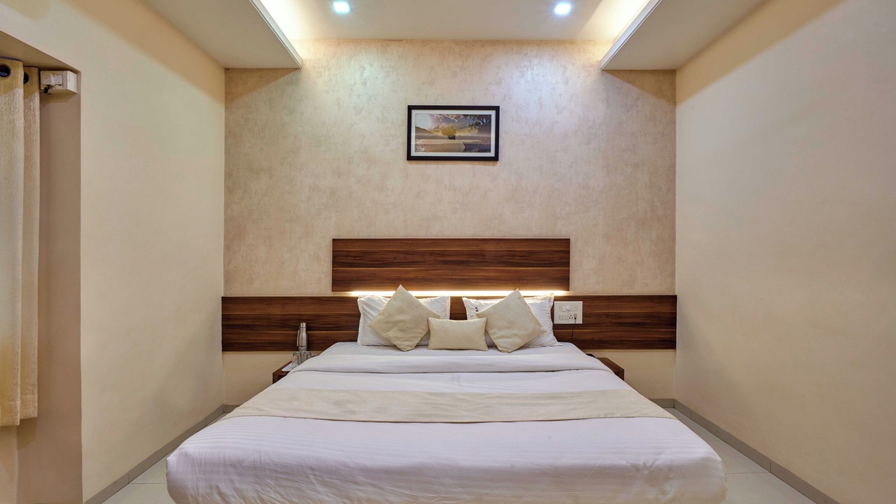 Photo of Bedroom in Kolhapur