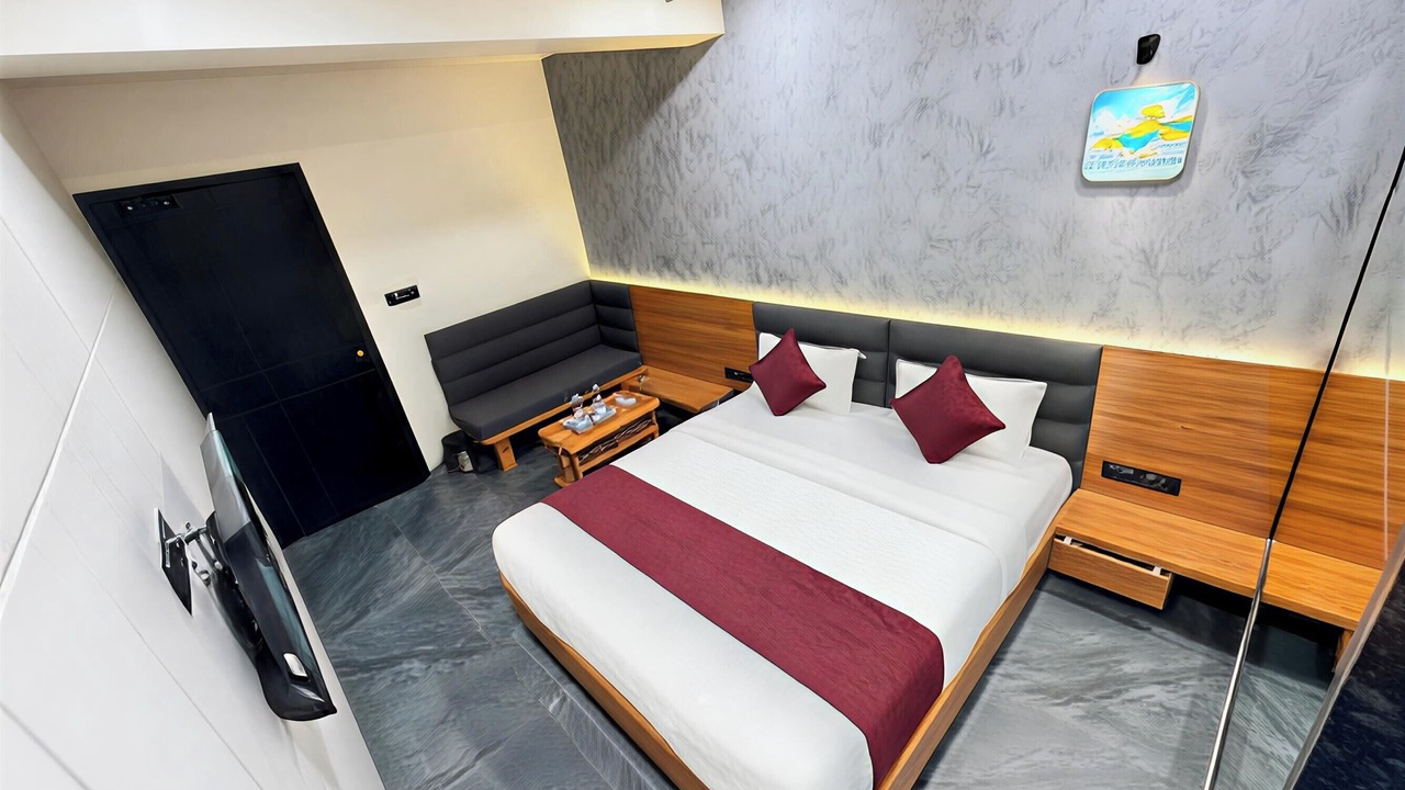 Photo of Bedroom in Gandhinagar