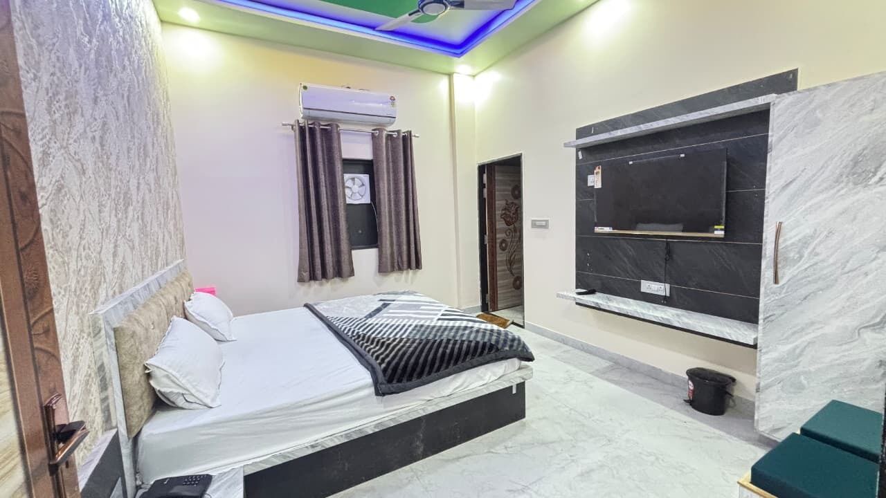 Photo of Bedroom in Khatu