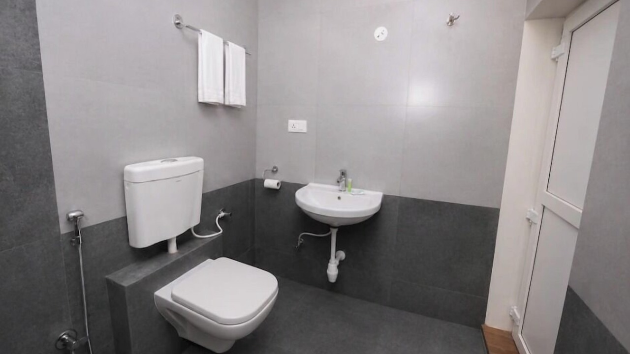 Photo of Bathroom in Kottakuppam