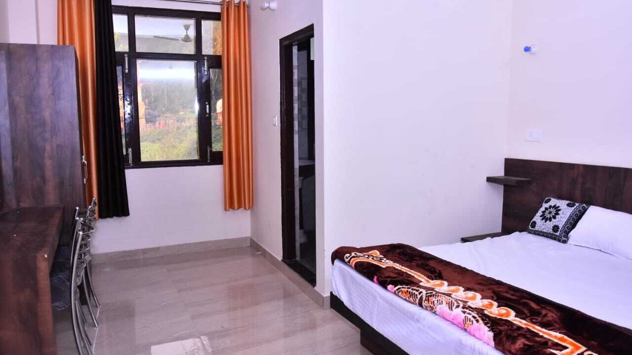 Photo of Bedroom in Shoghi