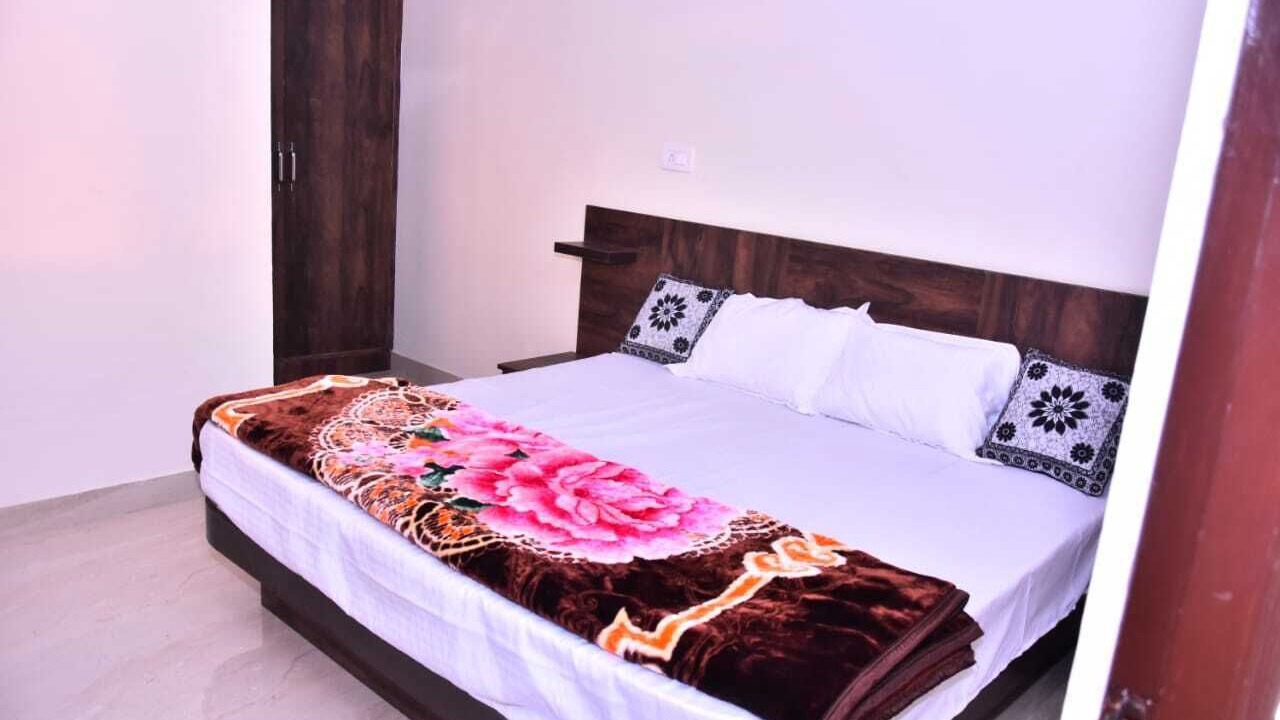 Photo of Bedroom in Shoghi
