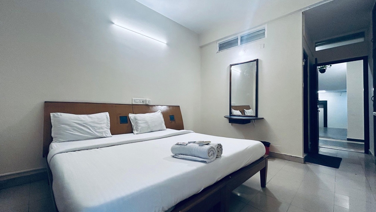 Photo of Bedroom in Adyar