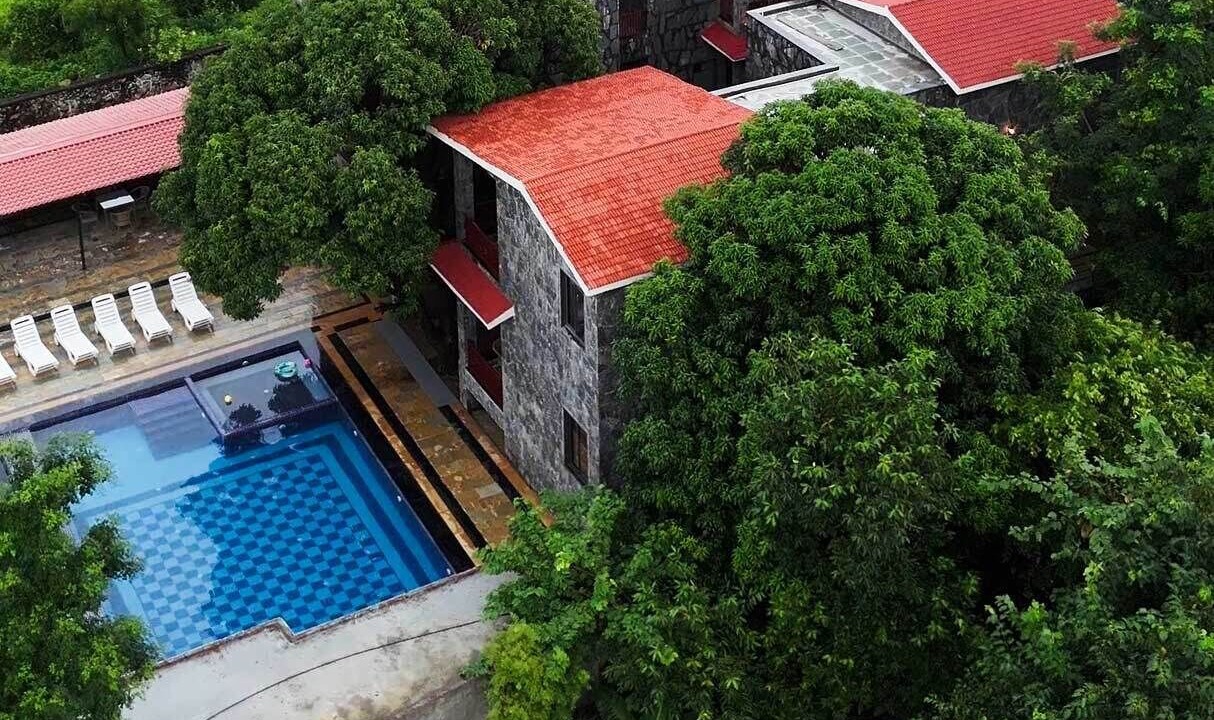 Photo of Outdoor in Desuri